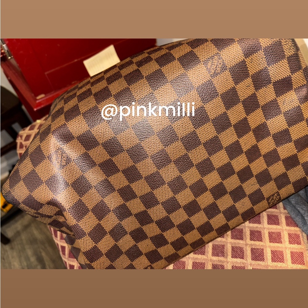Louis Vuitton Brown Checkered Handbag with Gold Lock